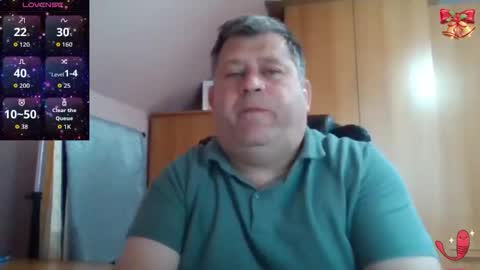 freeboy80180 online show from April 9, 5:05 am