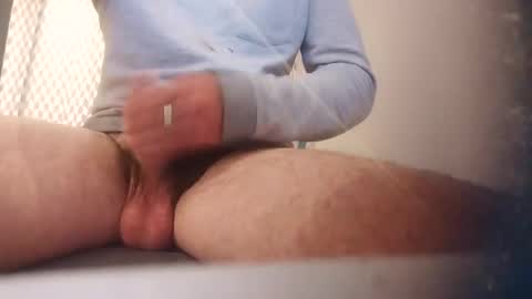 freeliv331874 online show from October 13, 9:32 pm