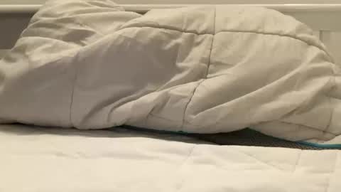 Snapshot of freeworldtoday chatting on December 29, 7:32 pm freeworldtoday online show from December 29, 7:32 pm