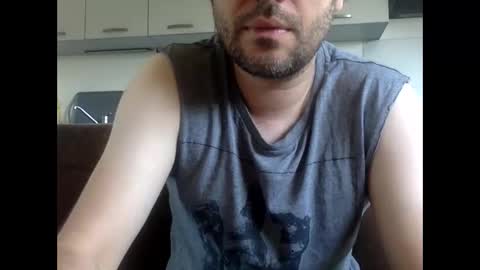 frenchy_from_paris online show from May 2, 9:23 am