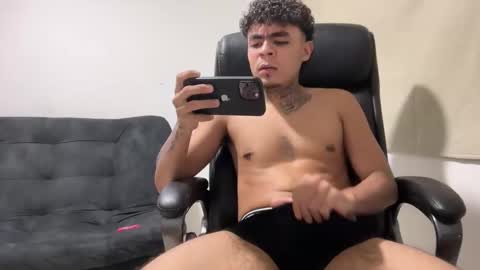 freyva_ online show from March 2, 7:26 am