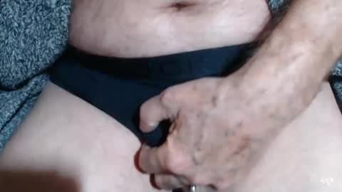 Snapshot of friskyfingers48 chatting on January 6, 8:14 am Free Cum Show online show from January 6, 8:14 am