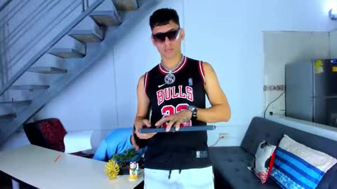  DANNER AND LIAM online show from January 18, 7:04 am