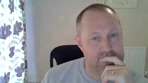 Fuck Buddy UK online show from April 23, 12:51 pm