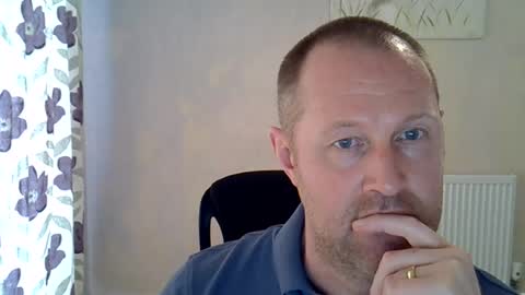 Fuck Buddy UK online show from June 22, 12:53 pm