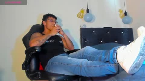 Ricardodominic 1   MODELO INDEPENDIENTE online show from December 31, 6:24 pm