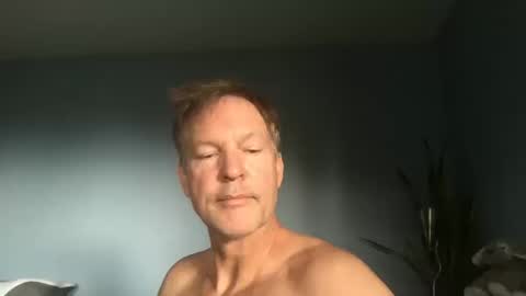 Gregorio online show from October 15, 9:33 pm