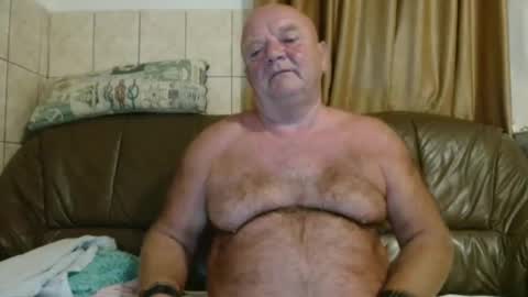 fullballs6 online show from September 11, 2:10 am