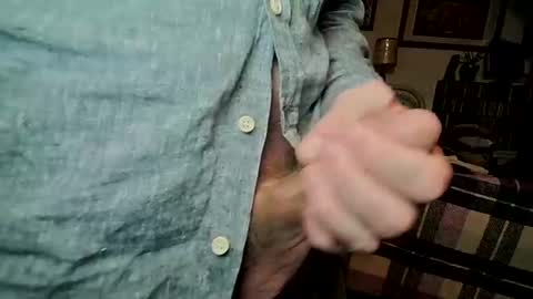 Snapshot of fullsvc chatting on December 6, 7:32 am fullsvc online show from December 6, 7:32 am