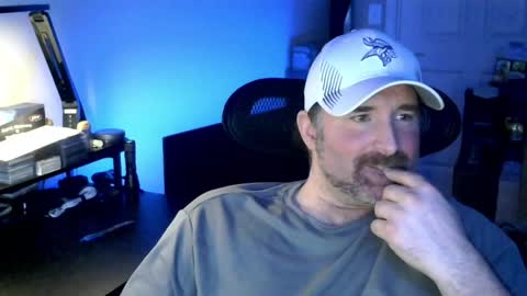 fuzz69_ online show from May 11, 8:38 am