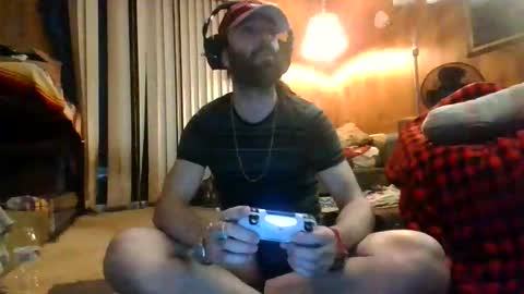 gamerfiend420 online show from November 19, 8:14 am