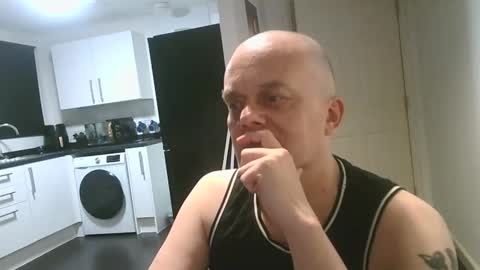 gary1862uk online show from November 5, 7:27 pm