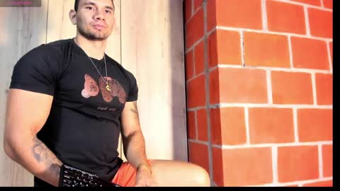 gendersonfit online show from June 3, 10:15 pm