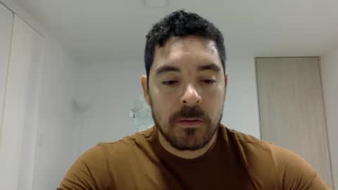 genesis_wb online show from December 31, 12:11 am