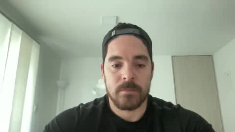 genesis_wb online show from January 8, 10:37 pm