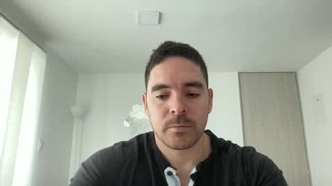 genesis_wb online show from December 8, 8:47 pm