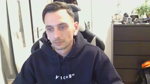 georgek0011 online show from May 9, 9:16 pm