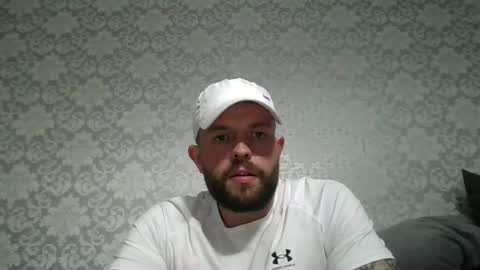 germanboy27384 online show from August 2, 1:48 am
