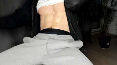 germanmike1997 online show from December 19, 12:45 pm