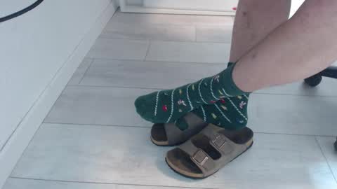 GermanSoleBro online show from December 15, 7:05 am