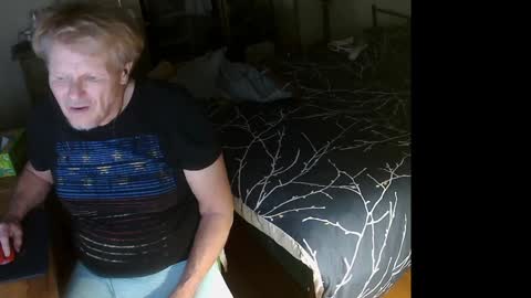 Gethyn online show from December 8, 7:58 am