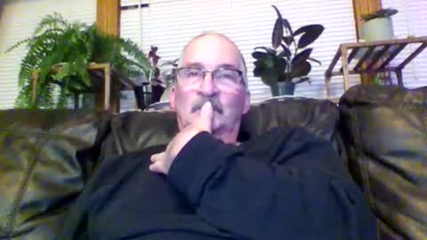 ghost2534 online show from December 3, 11:33 pm