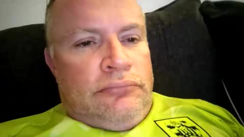giddyup2222222 online show from April 27, 10:15 pm