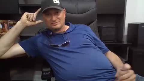 gimmedatdic online show from November 8, 6:55 pm