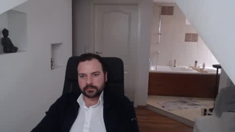 gintonik89 online show from February 14, 7:49 am