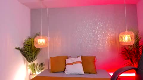 Gio Carangi online show from March 8, 3:21 am