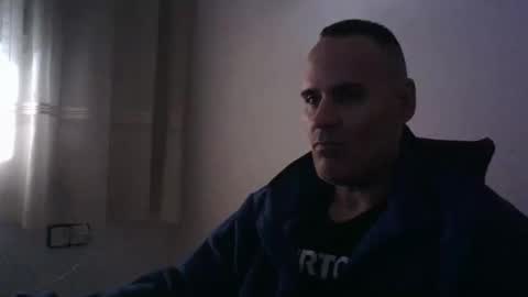 Snapshot of gioshadow chatting on October 11, 9:02 am gioshadow online show from October 11, 9:02 am