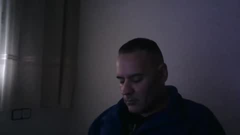 Snapshot of gioshadow chatting on January 26, 1:15 pm gioshadow online show from January 26, 1:15 pm