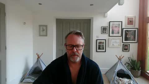 girlsandbikes online show from November 2, 9:57 am