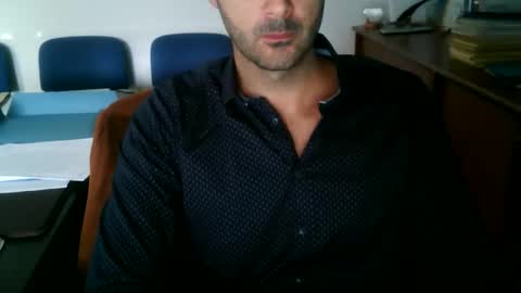 giuseppevai1 online show from October 2, 10:41 am