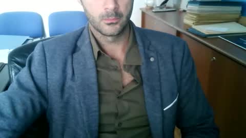 giuseppevai1 online show from October 23, 9:24 am