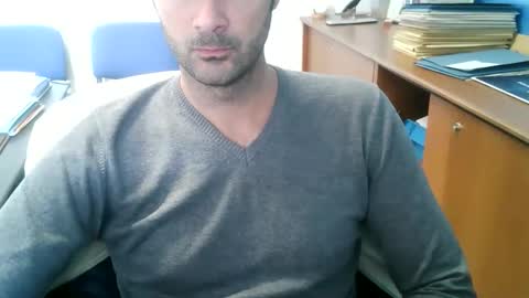 giuseppevai1 online show from October 18, 12:54 pm