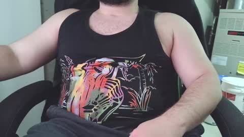 Snapshot of givemeitniceandslow chatting on December 16, 9:46 am JuicyThickkkDaddy online show from December 16, 9:46 am