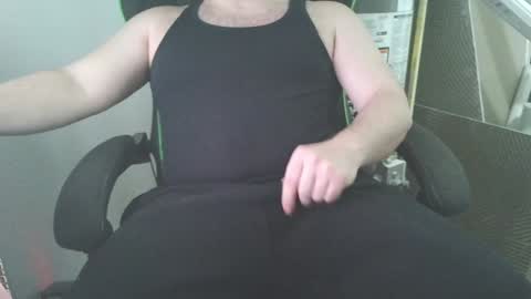 Snapshot of givemeitniceandslow chatting on January 24, 11:56 pm JuicyThickkkDaddy online show from January 24, 11:56 pm