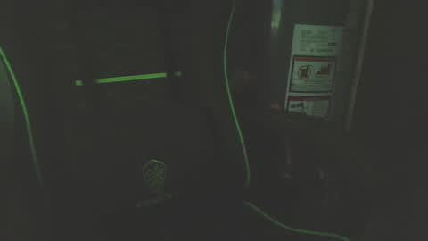 Snapshot of givemeitniceandslow chatting on February 16, 8:43 am JuicyThickkkDaddy online show from February 16, 8:43 am