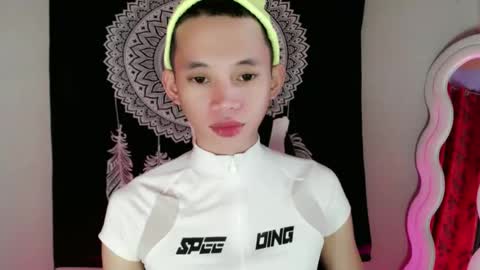 givemethrillx online show from January 11, 4:16 am