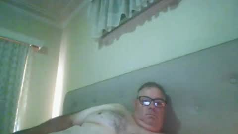 bi Gixxer online show from February 23, 9:05 pm