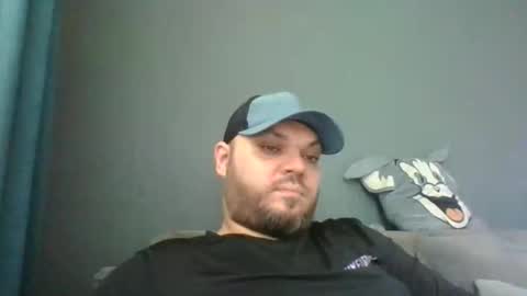 Your boy online show from February 3, 10:53 am