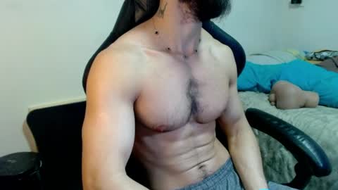 god hunkules online show from March 30, 5:03 pm