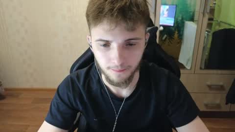 Golden boyyy21 online show from April 20, 10:01 pm