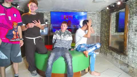 GOLDENJOI online show from December 30, 1:14 pm