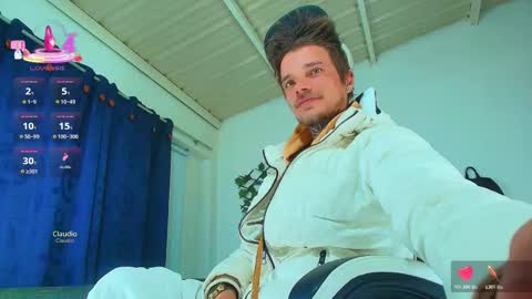 Snapshot of goldy_loyal99 chatting on November 2, 6:06 am Goldy Loyal93 online show from November 2, 6:06 am