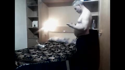 Snapshot of gonzalobilbaogon chatting on December 29, 10:57 pm gonzalo online show from December 29, 10:57 pm