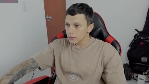 goodboy69i online show from October 30, 11:17 pm