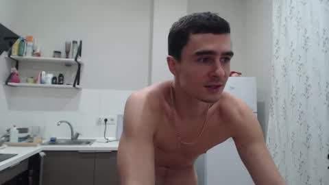 goodgg229975 online show from February 8, 9:19 pm