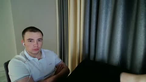 Pum online show from May 15, 9:34 pm